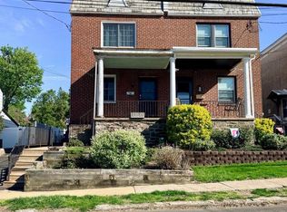 34 N Sylvania Ave, Rockledge, PA 19046
