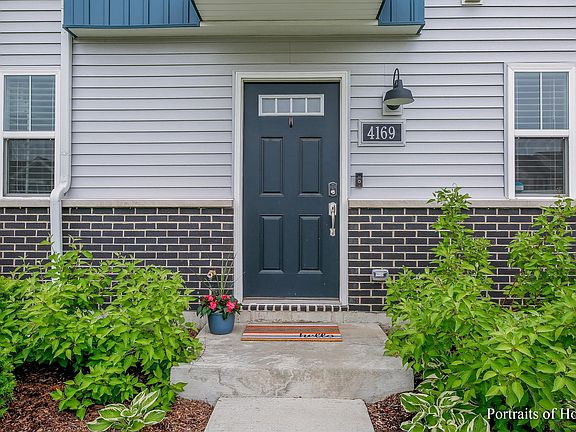 3rd image of 4169 Calder Ln