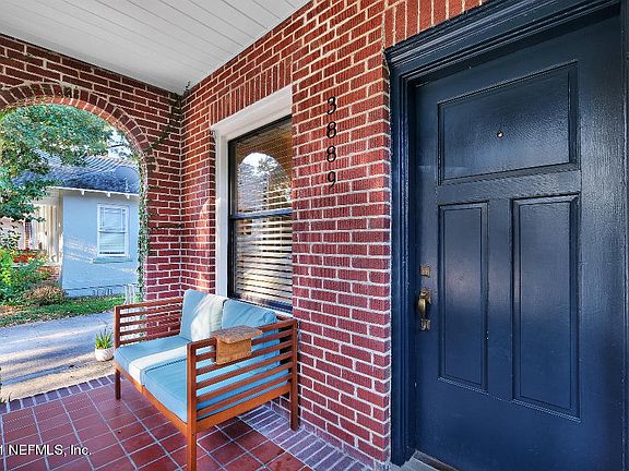 5th image of 3889 Herschel St