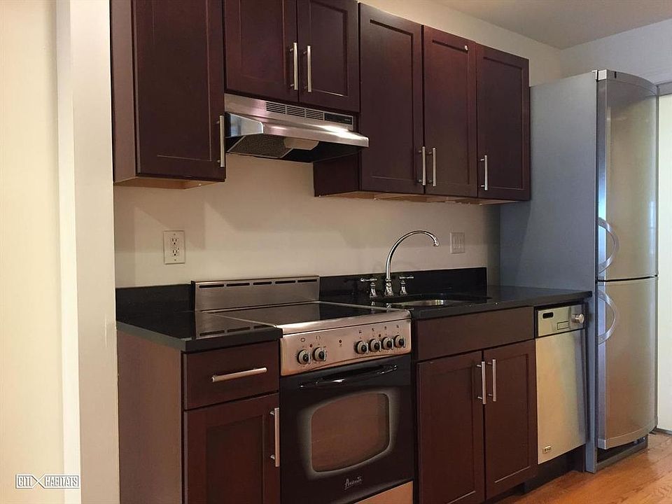 1st image of 226 Atlantic Ave APT 3L