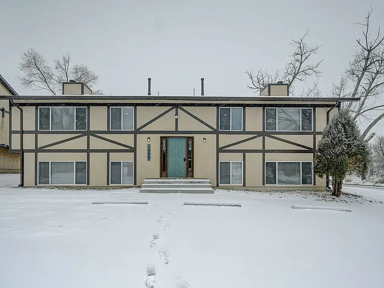 1495 Manitou Blvd — Photo 1