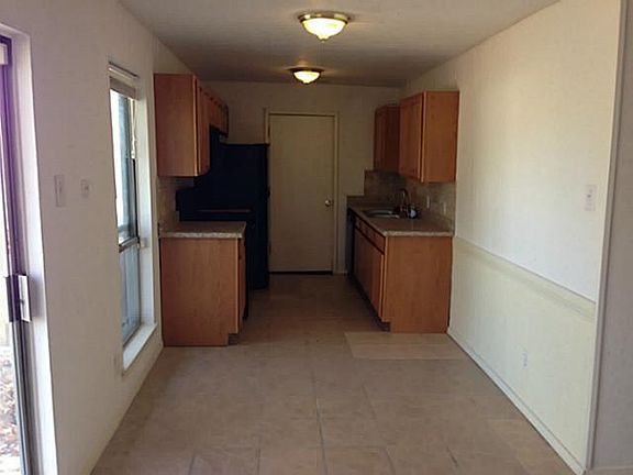 2nd image of 461 Price Dr