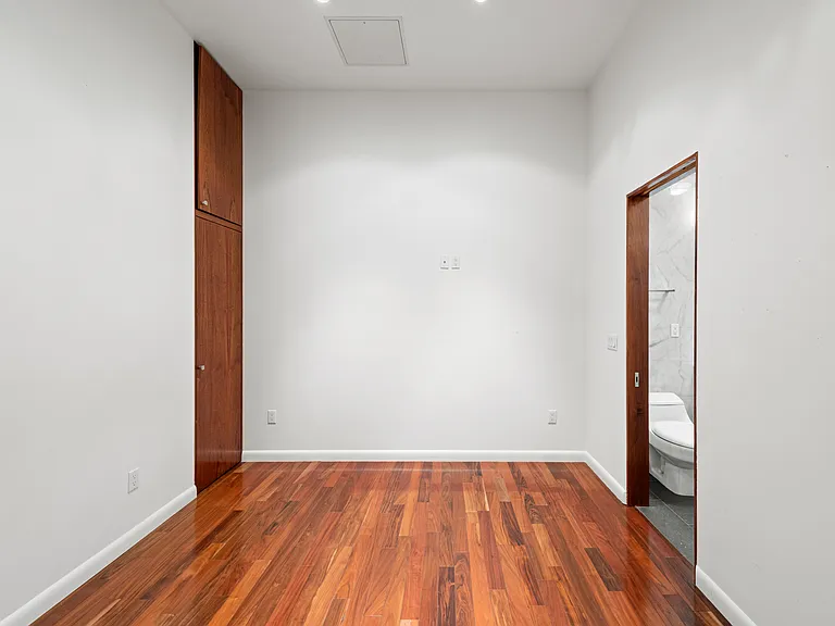48 Walker St #2W — Photo 14