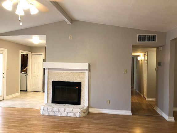 4th image of 419 Woodhurst Dr