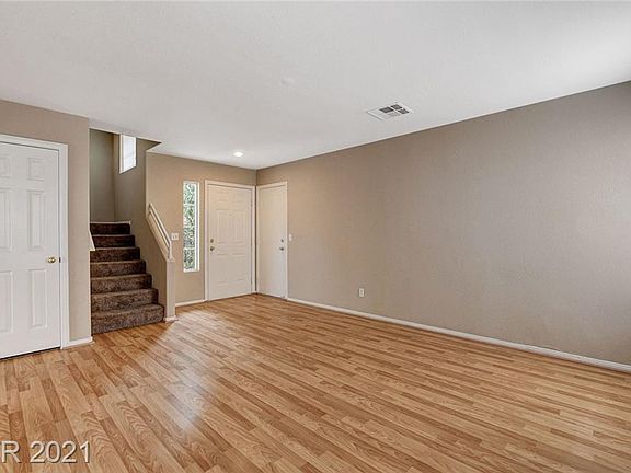 4th image of 1904 Verbania Dr