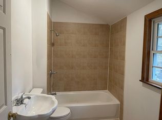 114 Piaxtla Rd, Brodheadsville, PA 18322