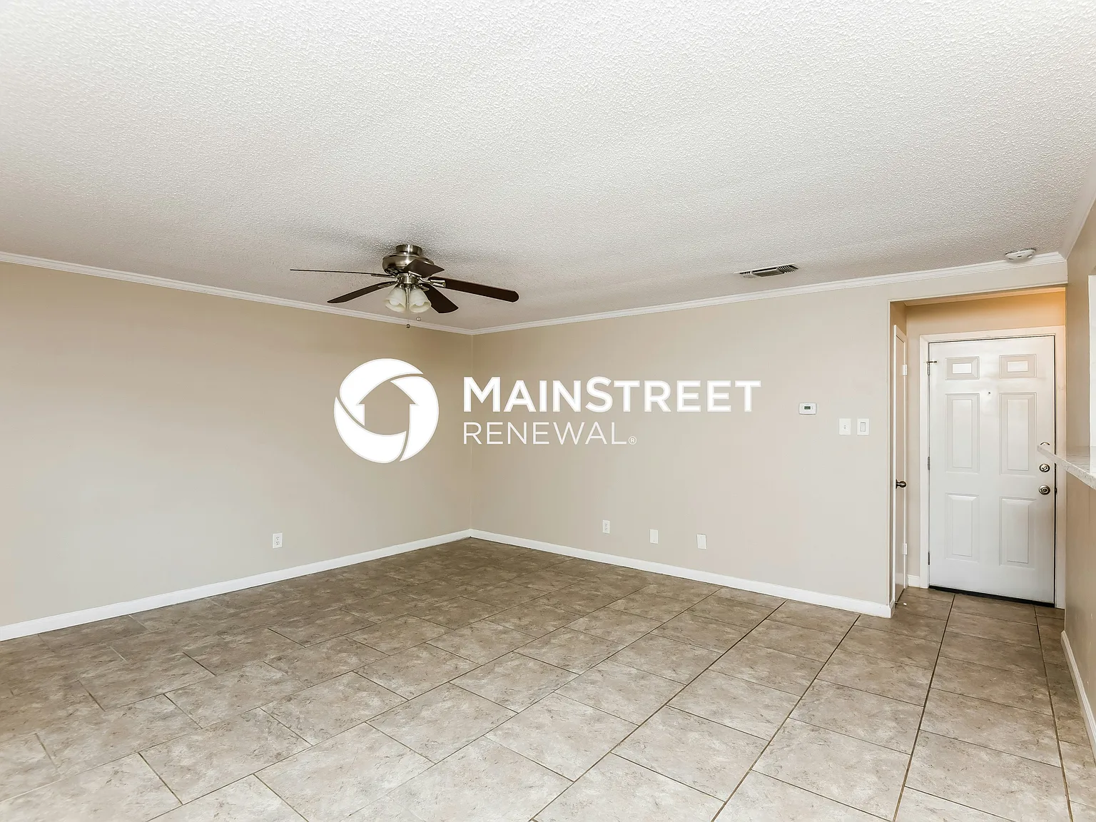1117 Celeste St — Photo 4