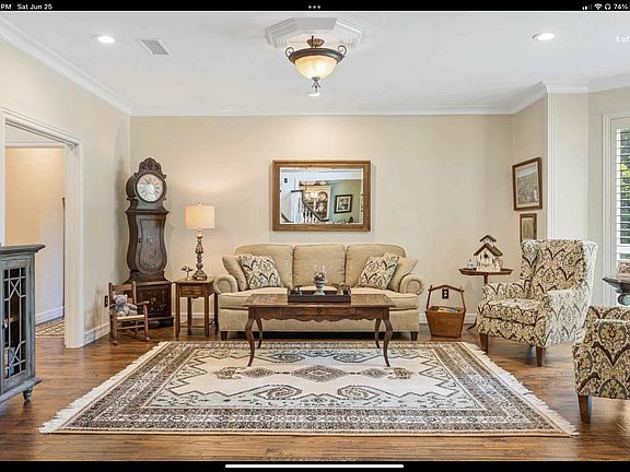 Living room.