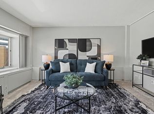 555 E William St APT 2I, Ann Arbor, MI 48104