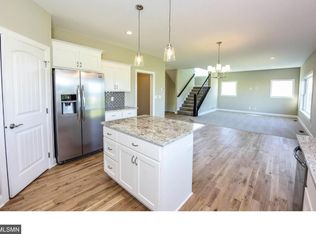 19979 Hexham Way, Lakeville, MN 55044