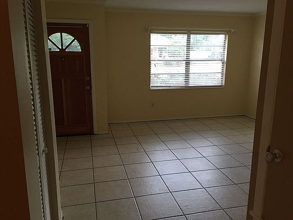 2nd image of 1695 Beasley Dr