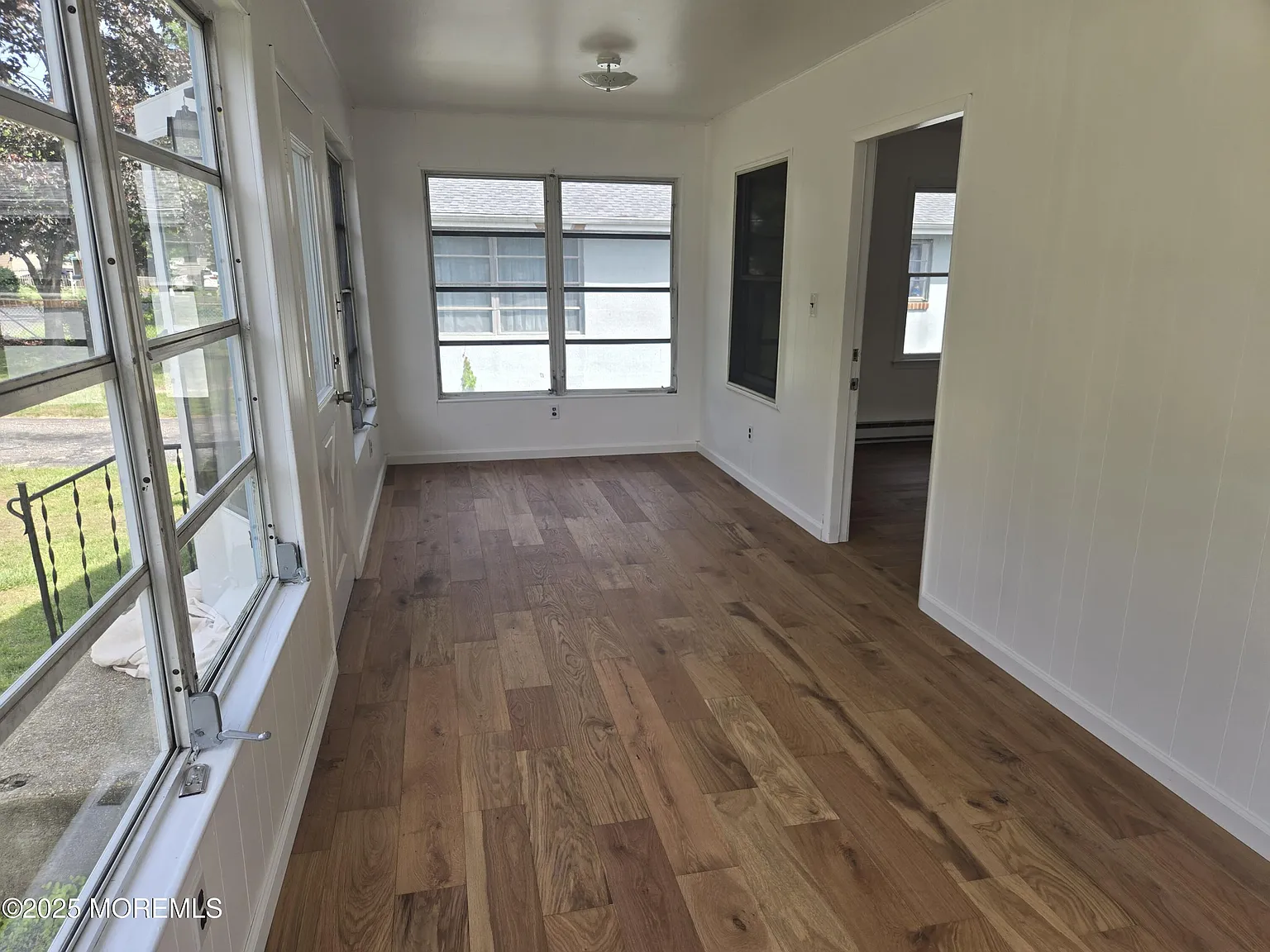 3 bed, 912 sqft, $2,800 — Photo 3