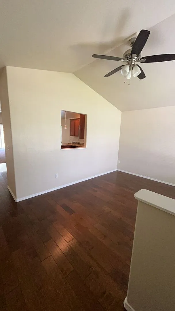 3 Bedroom 2 Bath Home — Photo 3