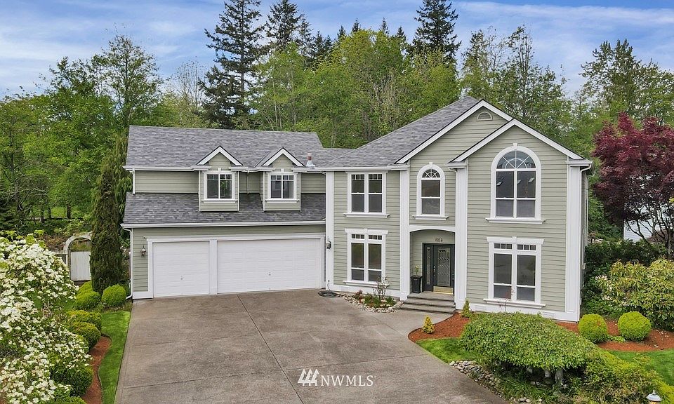 Welcome home to Hinkelman Heights!>