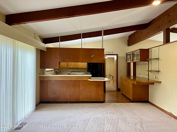 3rd image of 3020 Aurelius Rd