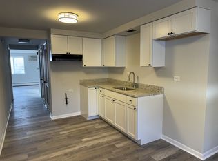 8290 Roosevelt Rd, Forest Park, IL 60130