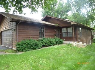 1037 N Washington St, Naperville, IL 60563