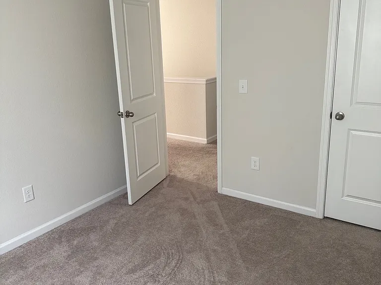434 Forecastle St — Photo 13