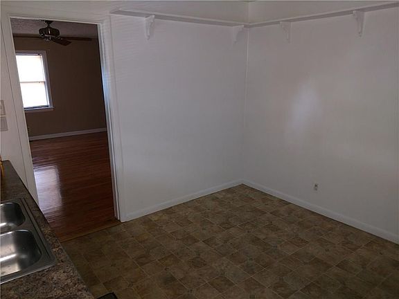 5th image of 513 S Biltmore Ave