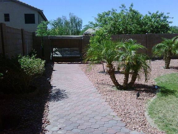 Nice famliy Backyard