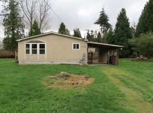 8704 Harbor Dr, Blaine, WA 98230