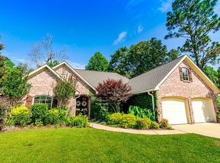 29 Hartley Dr, Hattiesburg, MS 39402