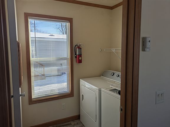 4th image of 22 Van Buren Cir #22