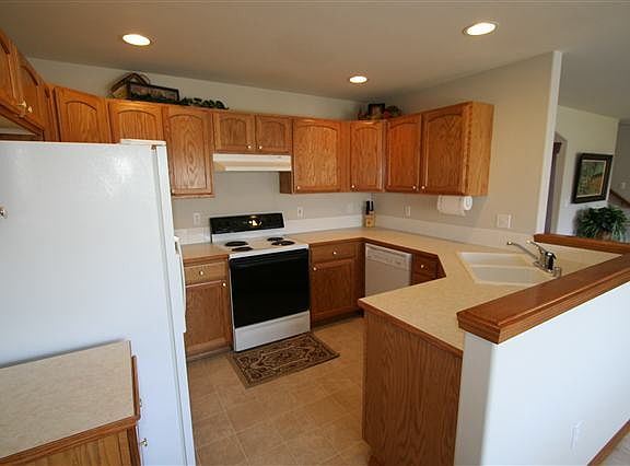 3rd image of 24215 E Cataldo Ct