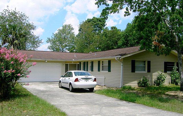 1st image of 3 Ferris Ln