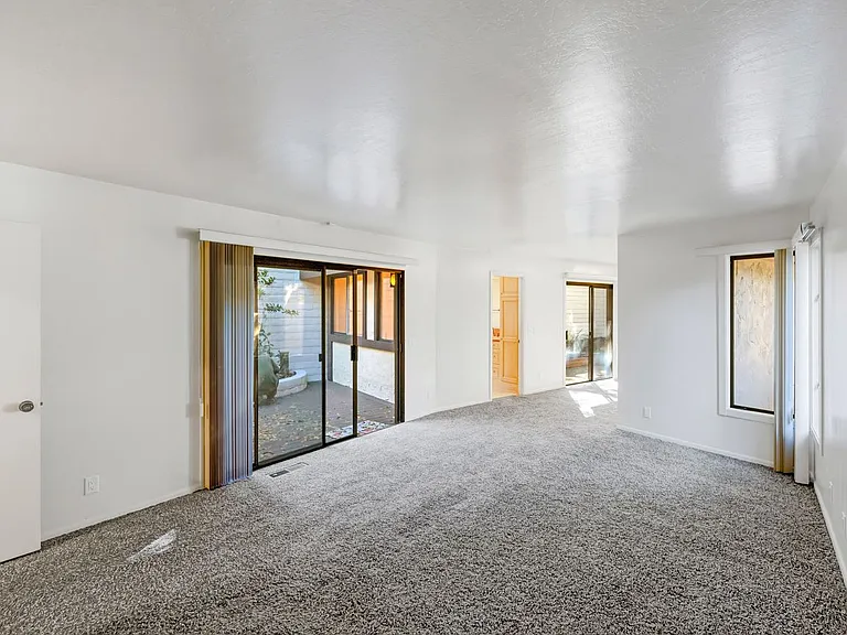 oversized master bedroom