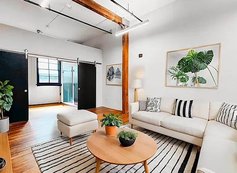 Harvey Dutton Lofts — Photo 2