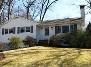 84 N 5th St, Park Ridge, NJ 07656