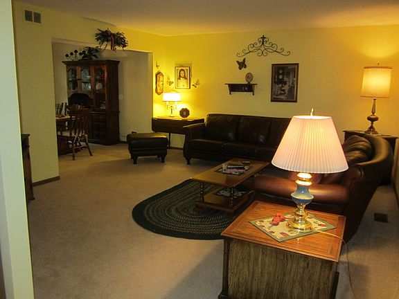 4th image of 1169 Pinetree Ln