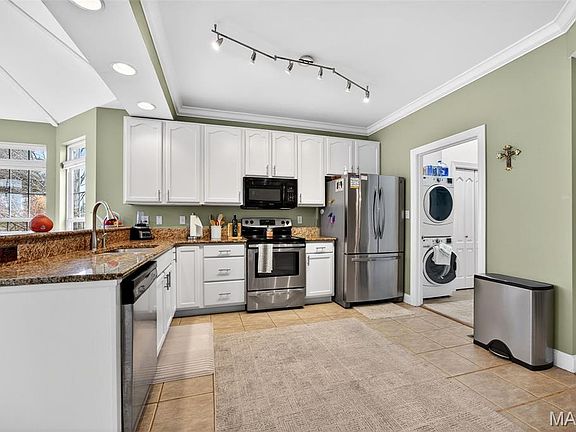 4th image of 2404 Golden Bear Way Unit 715B