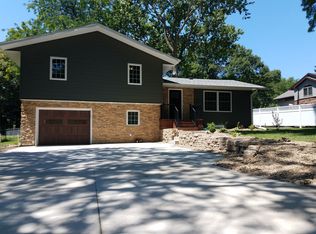 1507 Siegel St, Tama, IA 52339