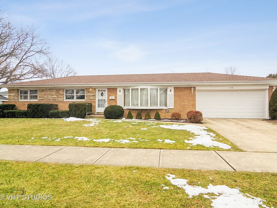 1st image of 714 Leahy Cir