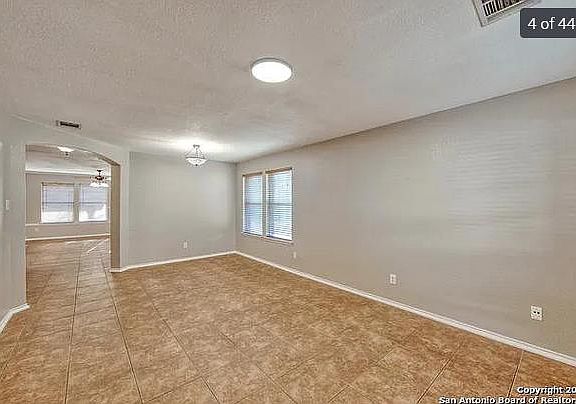 5th image of 10250 Roseangel Ln