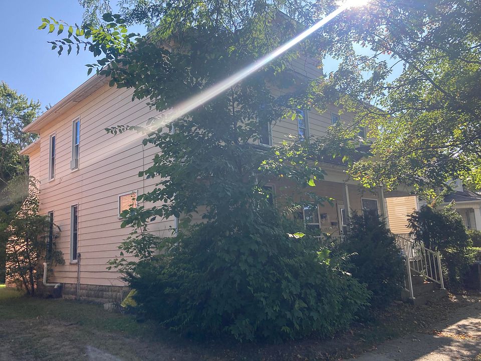 2nd image of 312 E Columbus Ave