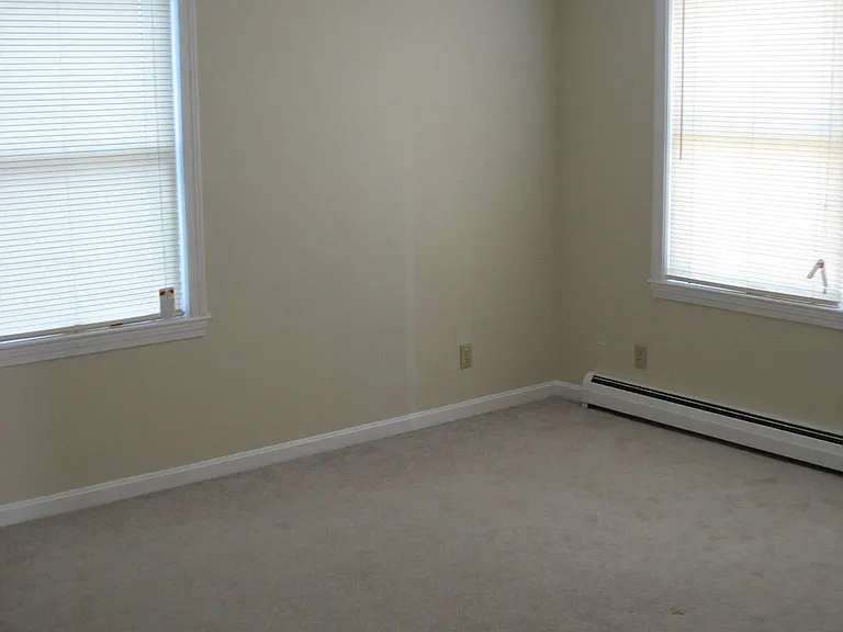 38 Dumas Ave #B — Photo 15
