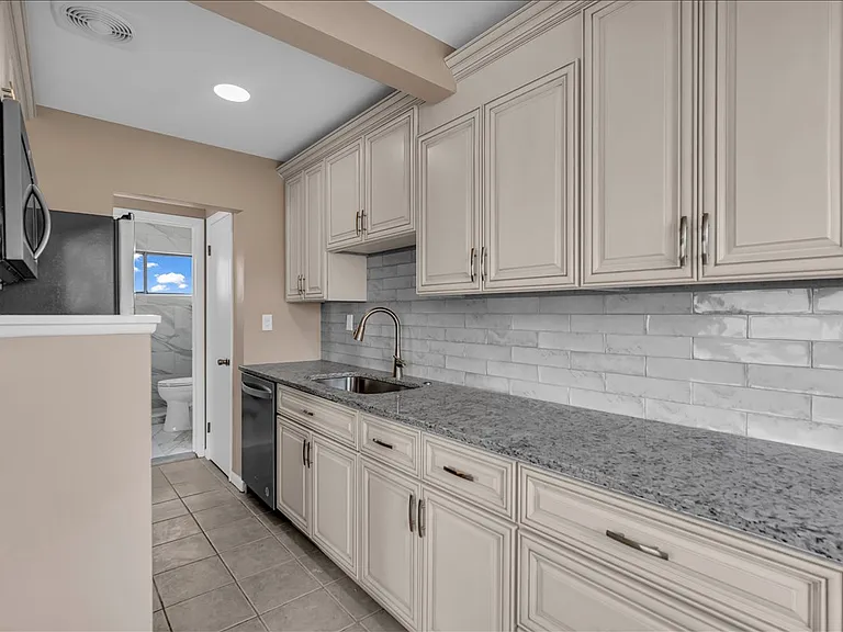 141 Ardmore Dr #141 — Photo 7