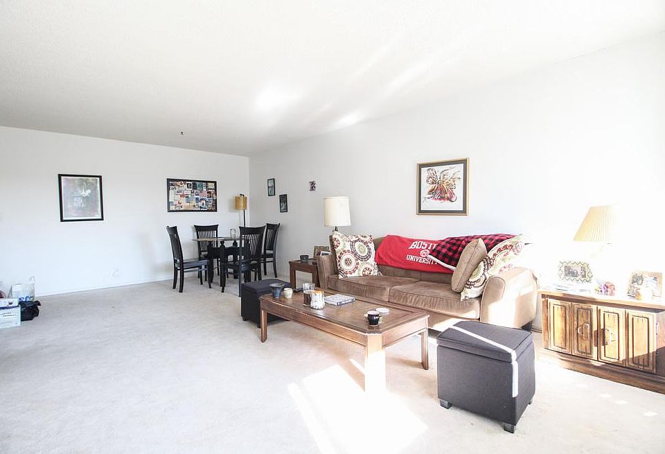 1st image of 81 Pond Ave #605