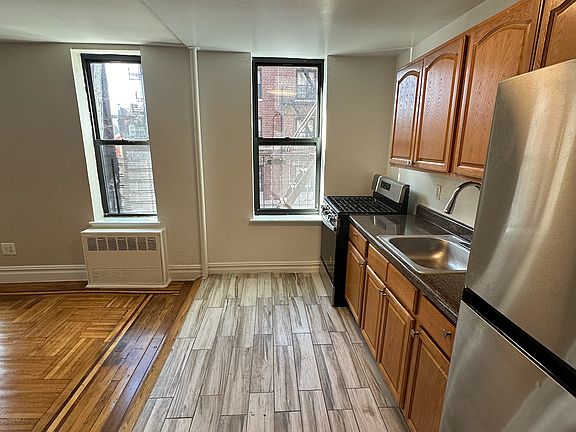 5th image of 585 E 21st St APT 2K