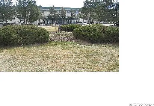 E Florida Ave — Photo 20