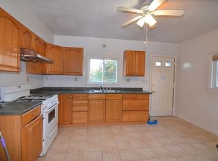 96 Glover Ave, Quincy, MA 02171