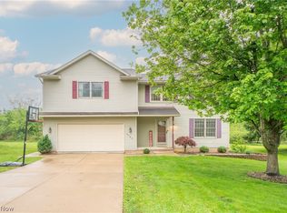 5782 Drenta Cir SW, Navarre, OH 44662
