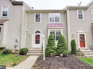 19918 Lake Park Dr #922, Germantown, MD 20874