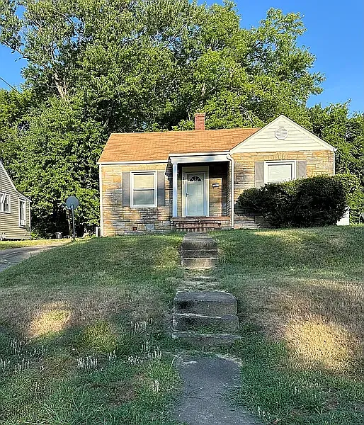 2 bed, $1,200 — Photo 2