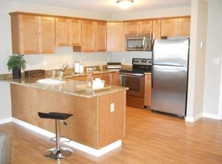 670 Bedford St APT 107, Whitman, MA 02382