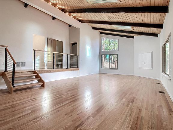 4th image of 28898 Cedar Cir