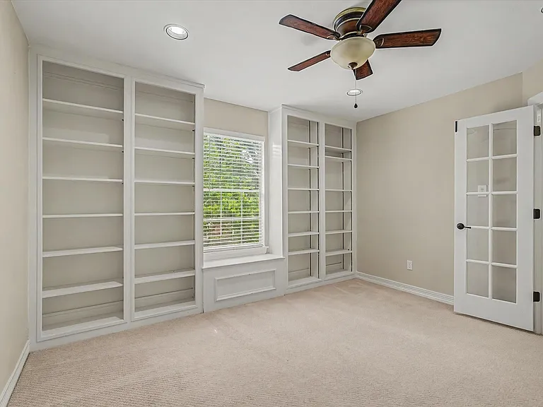 4303 Hillswick Ct — Photo 33